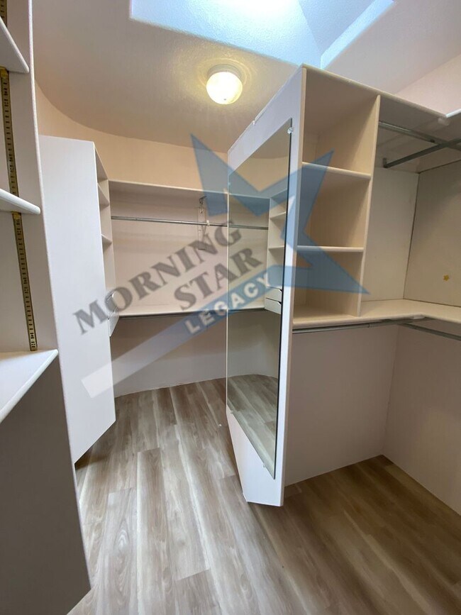 Building Photo - VIEWS!!  Spacious home in Picacho Hills!