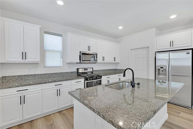 Building Photo - 14700 Sherman Way