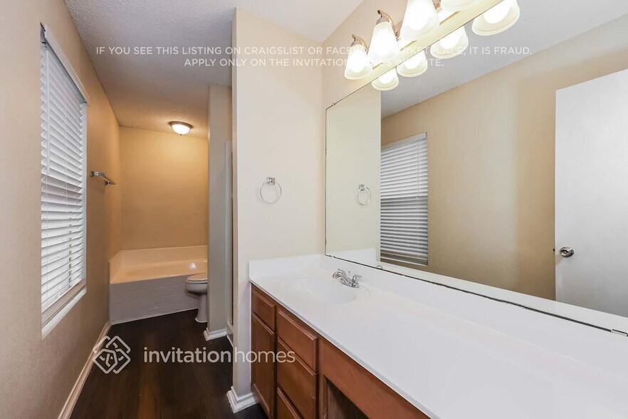 Building Photo - 316 Blairwood Dr