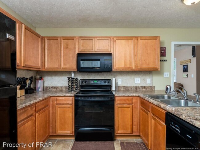 Building Photo - 239 Van Buren Dr