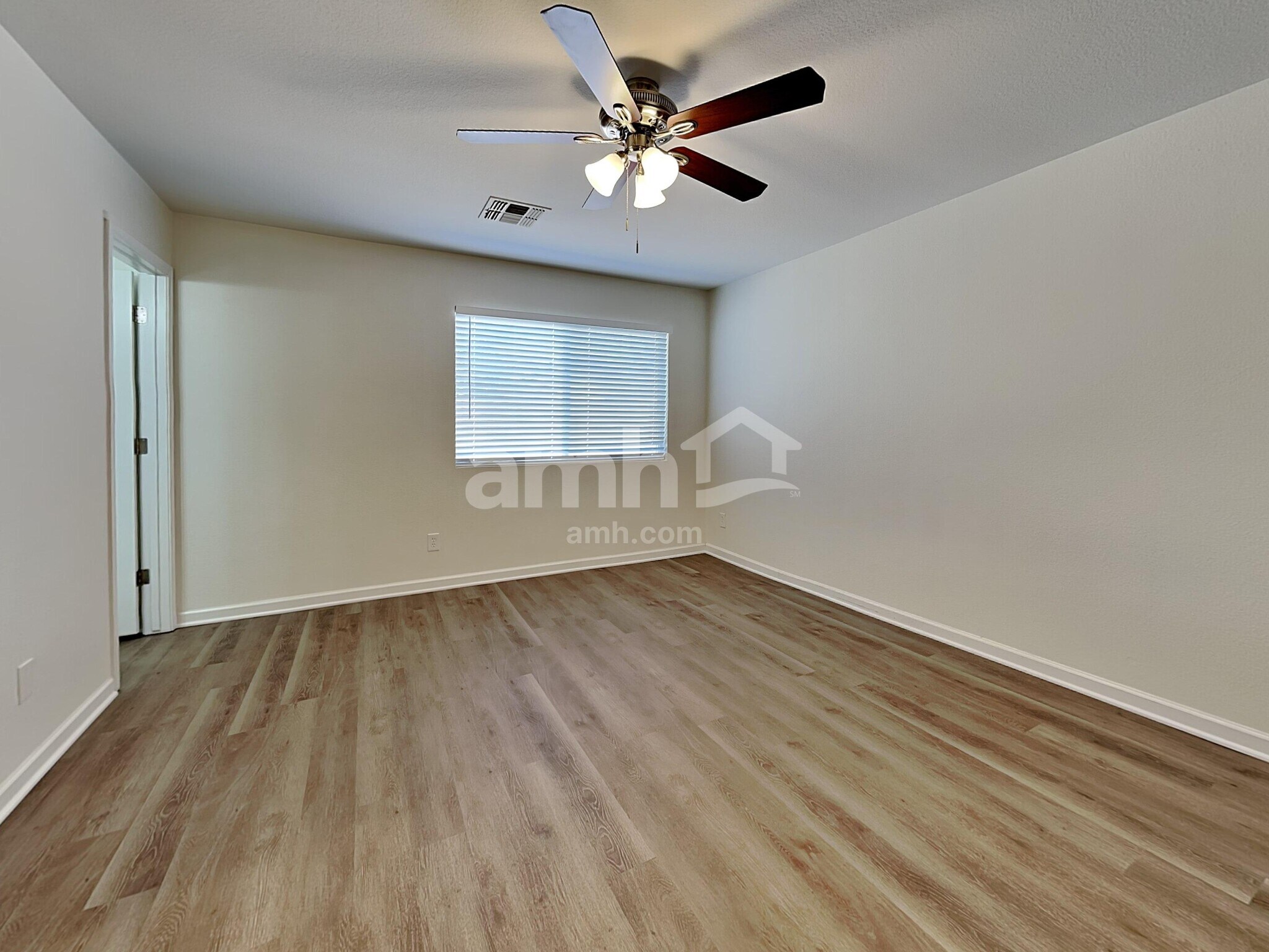 Building Photo - 15374 W Gelding Dr