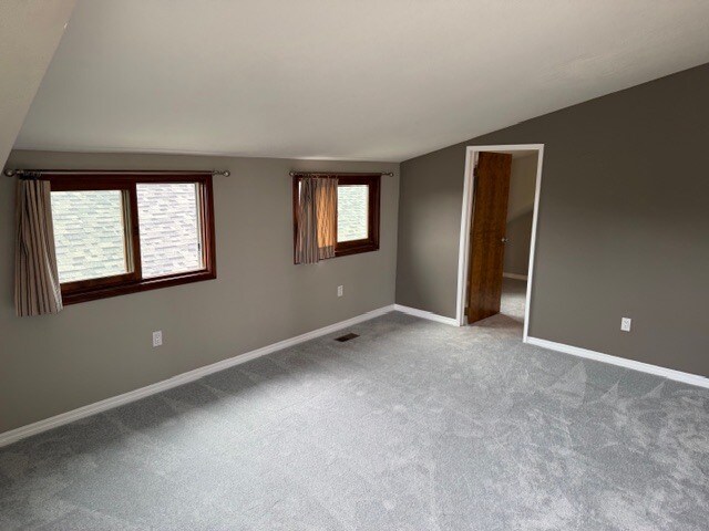 Building Photo - 302 N Gertruda Ave