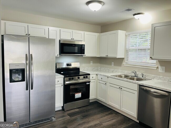 Building Photo - 3510 Brookstone Way