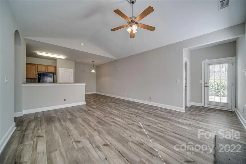 Building Photo - 5814 Bradford Lake