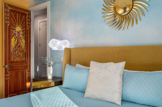 Building Photo - 7458 Gathering Dr