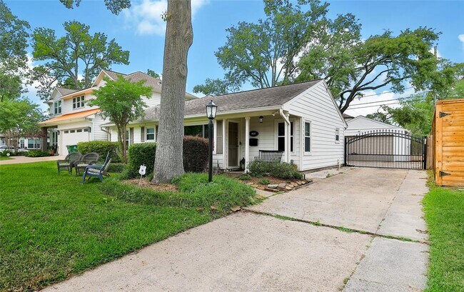 Building Photo - 1635 Althea Dr