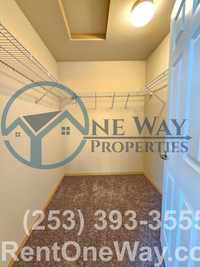 Building Photo - 15410 87th Ave E