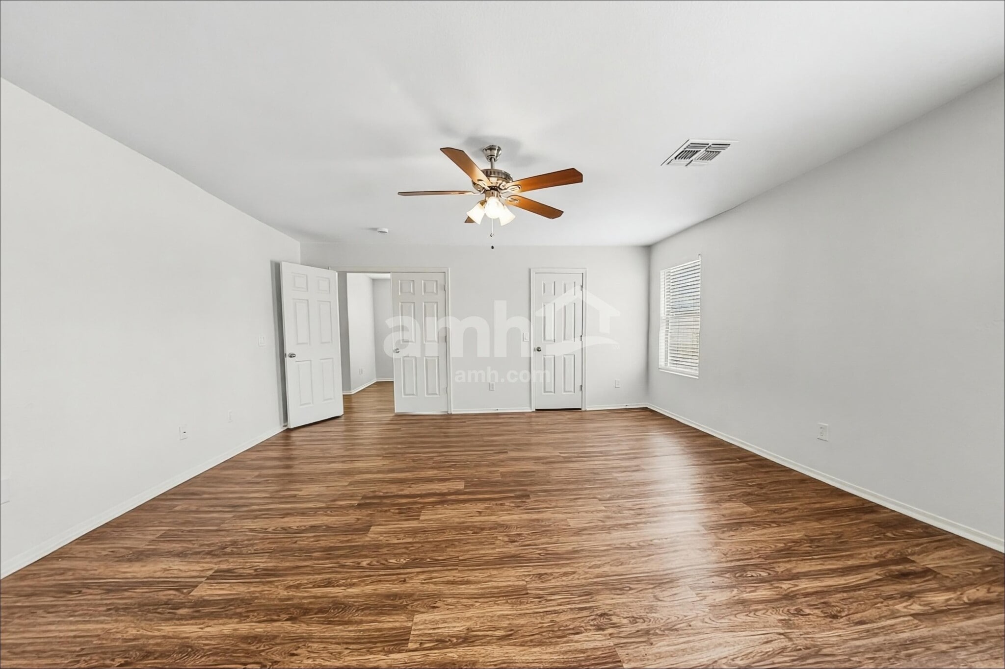 Building Photo - 6133 S Wilson Dr