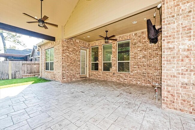 Building Photo - 6838 Adrienne Arbor Dr