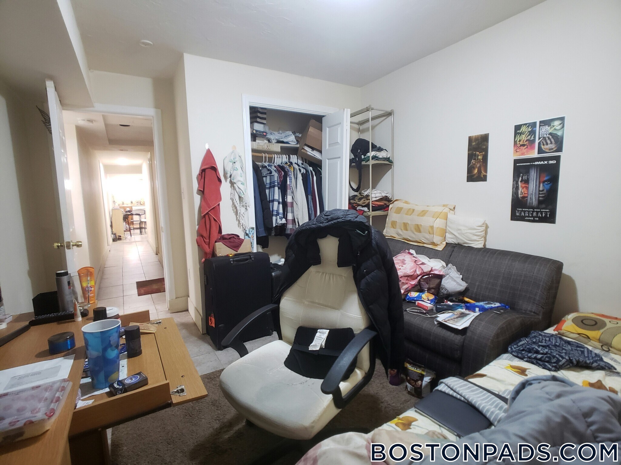 Building Photo - 192 Kelton St