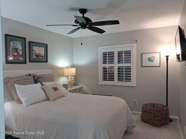 Building Photo - 1860 N Atlantic Ave