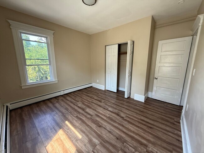 Building Photo - 838 Capitol Ave