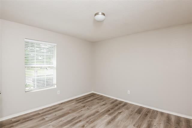Building Photo - 1601 Queens Brook Ln