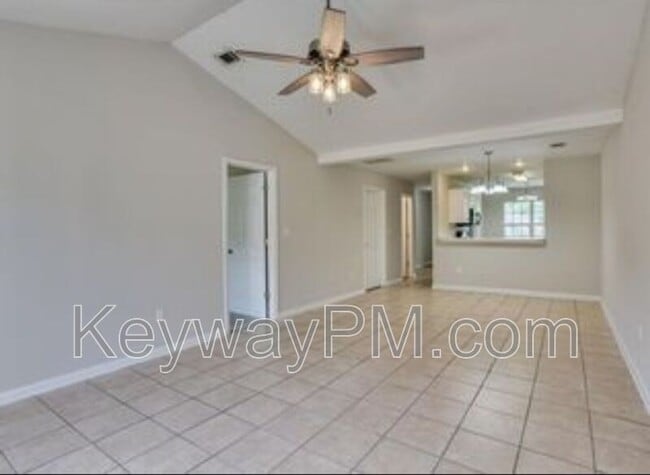 Building Photo - 1133 Bison Way