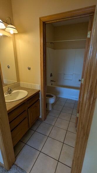 Primary Bathroom - 3615 29th Ave