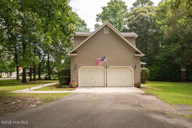 Building Photo - 149 Dockside Dr