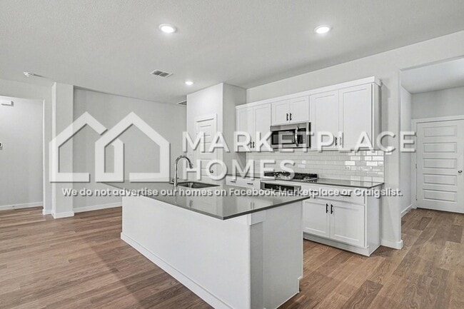 Building Photo - 1428 Ranchero Rodeo Rd