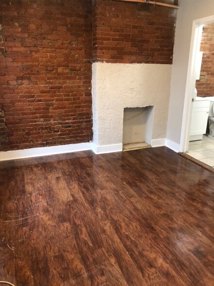 Building Photo - 203 DeKalb St