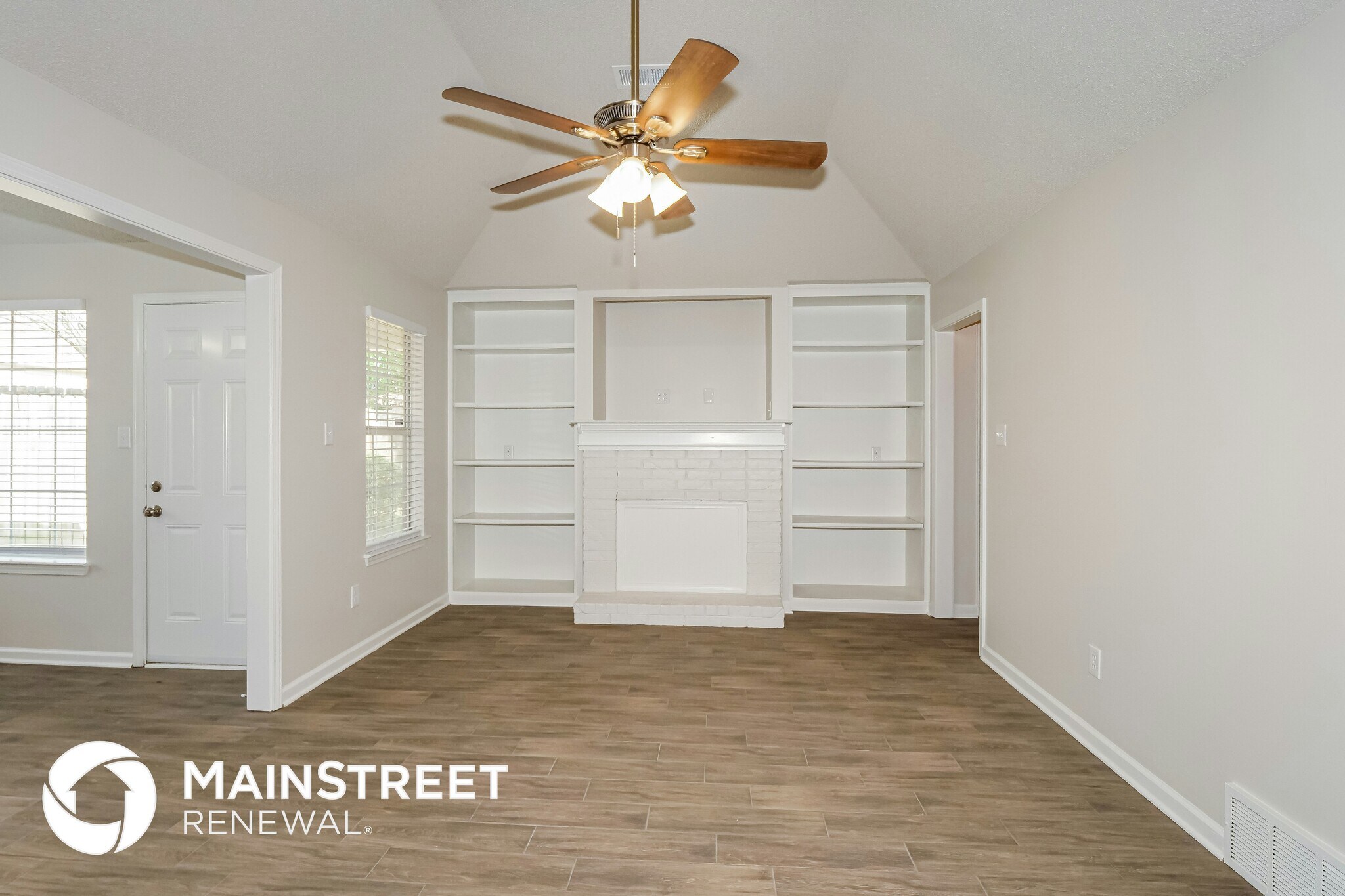 Building Photo - 10130 Cross Valley Dr