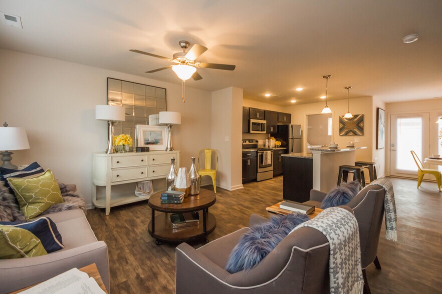 Primary Photo - 271 Cane View Trl