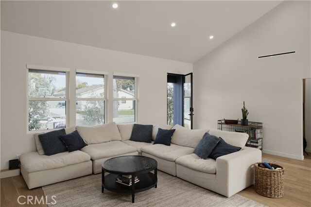 Building Photo - 13916 La Maida St