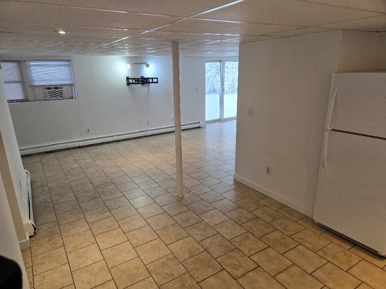 Building Photo - 288 Frank Hitchcock Rd