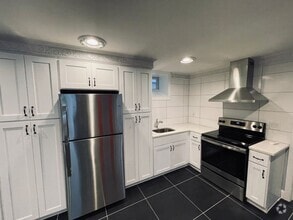 Building Photo - 264 Lombard St