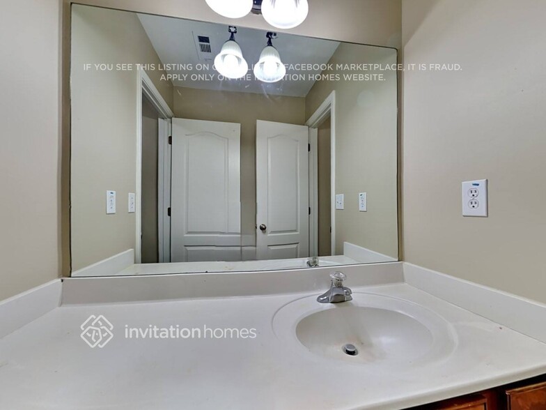 Building Photo - 4293 Rosehall Ct