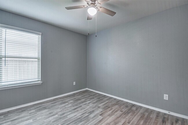 Building Photo - 6930 Scarlet Sagebrush St