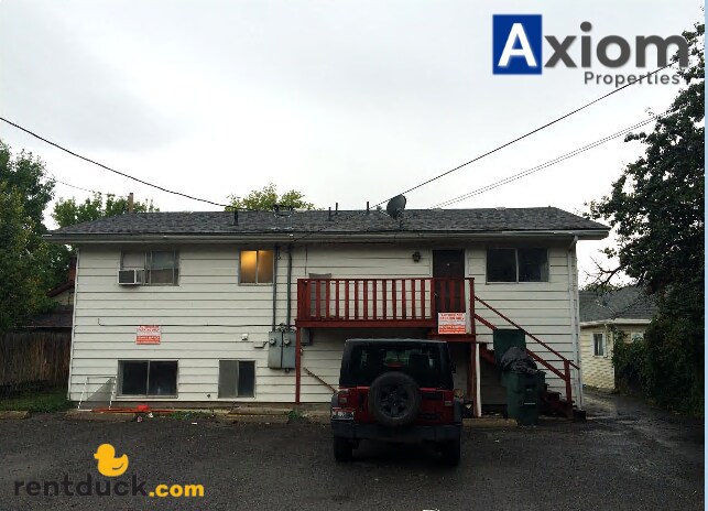 Building Photo - 322 S. 11th-Unit A (Upstairs)