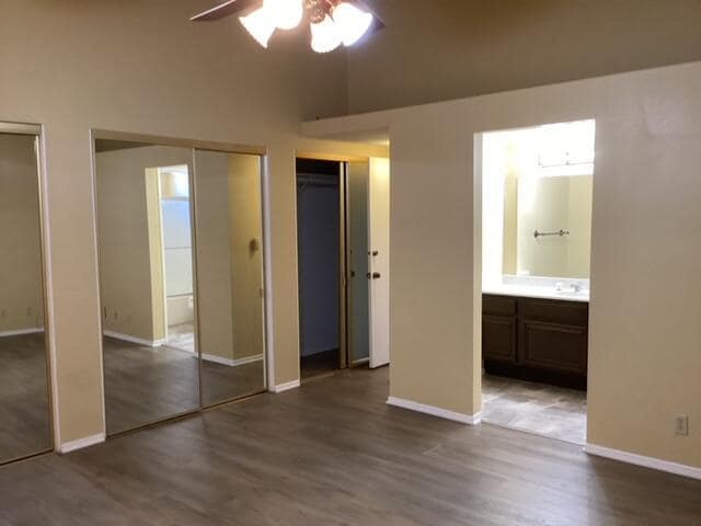 Building Photo - 4660 Grandview Dr