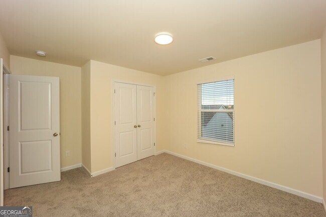 Building Photo - 372 Hamilton Pointe Dr