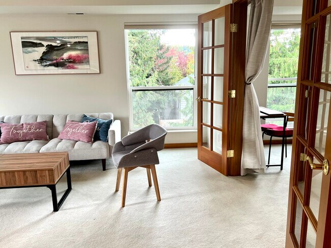 Great Room leading to Bedroom - 504 Holly Dr
