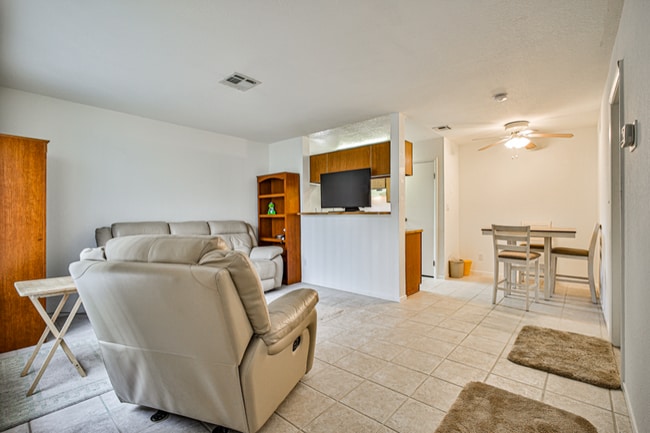 Building Photo - 3607 Melonies Dr