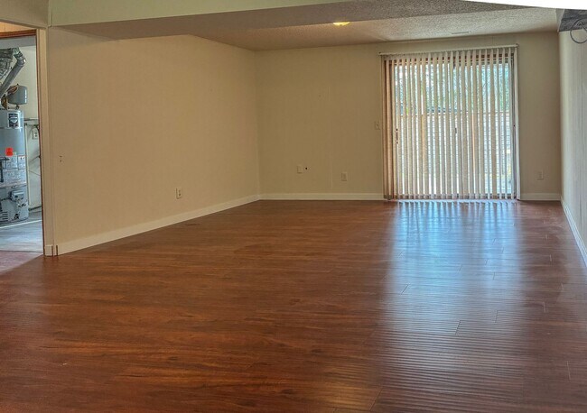 Building Photo - Beaverton Home Available ! Inquire today for a tour !