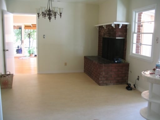 Dining area - 1375 Hill Dr