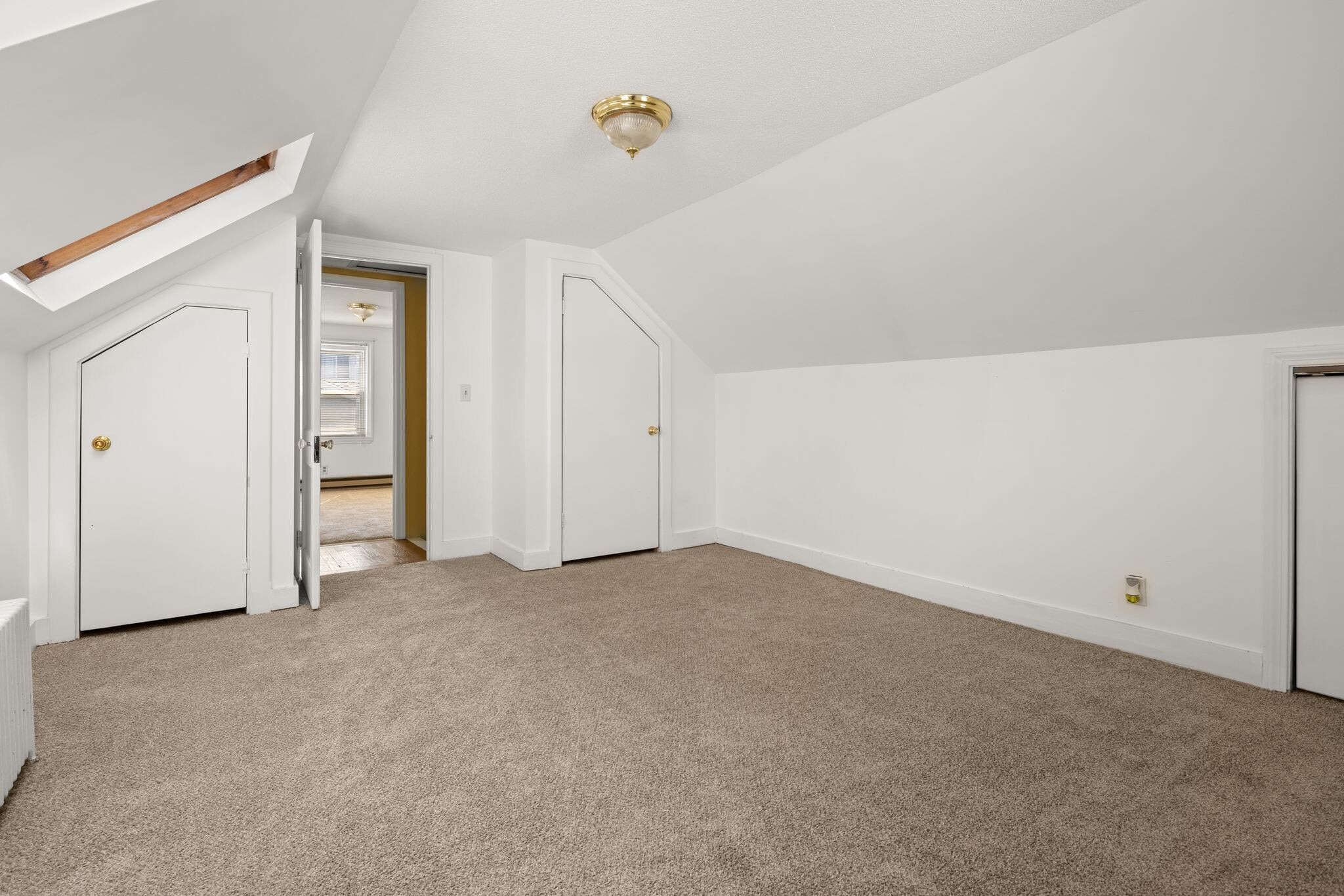 Building Photo - 89 Campbell Ave