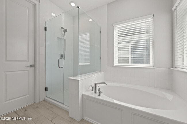 Building Photo - 7400 Beach Walk Pl