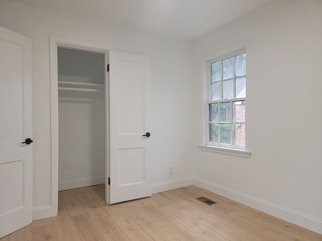 Building Photo - Every detail has been thoughtfully refreshed! AHA Ok