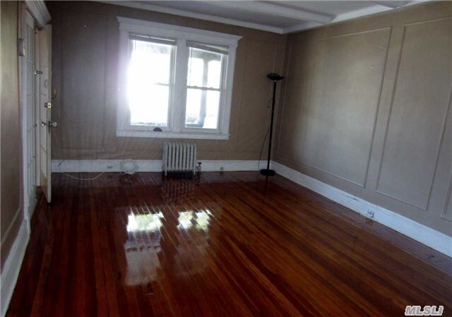 Interior Photo 2 - 22 Lawrence Ave