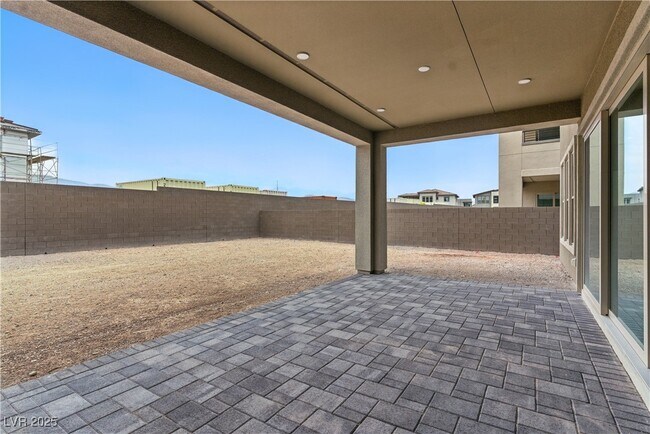 Building Photo - 5073 Slatestone St