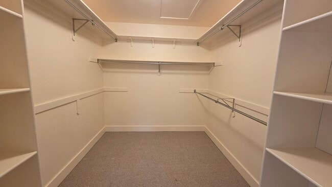Building Photo - 5977 Scotswood Ct