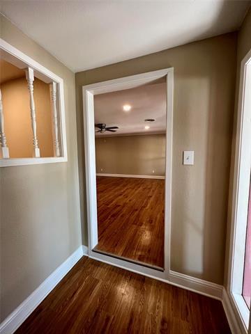 Building Photo - 610 S San Jose Dr
