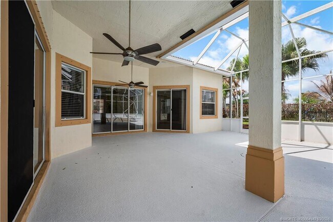 Building Photo - 2529 SW Park Meadows Trail