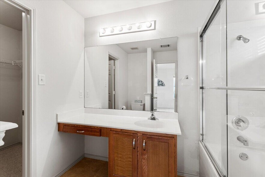 Building Photo - 14513 Spearmint Tea Trail
