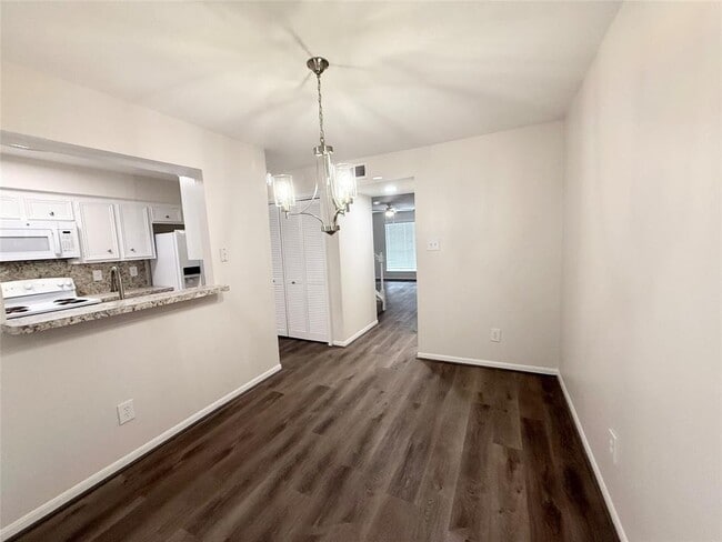 Building Photo - 1495 Springrock Ln