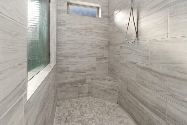 Building Photo - 5030 Morrison Dr