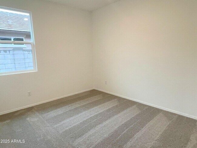 Building Photo - 25112 N 133rd Ave