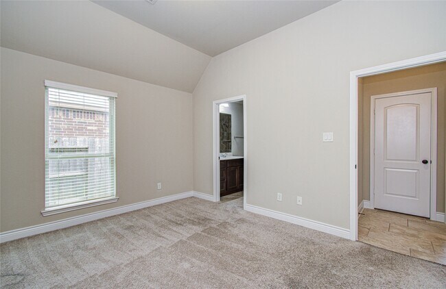 Building Photo - 3814 Trophy Ridge