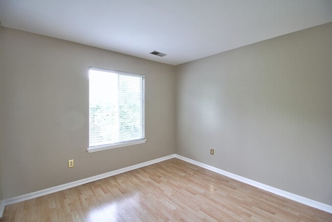 Building Photo - 22146 W Plymouth Cir